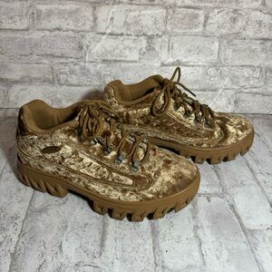 Lugz Sneakers Women’s Size 8.5 Golden Sand/Sesame Velor‎